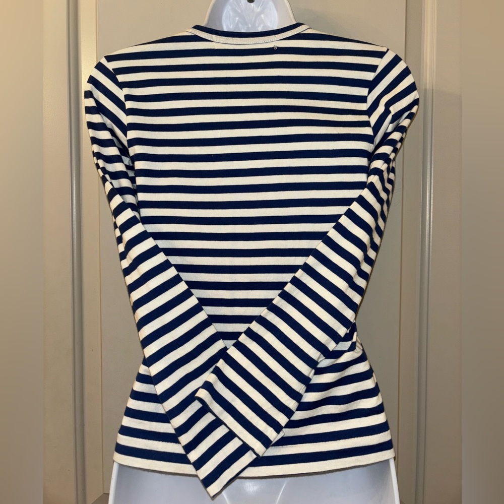 COMME DES GARÇONS PLAY , White & Blue Heart Patch Long Sleeve T-Shirt - Picture 3 of 5